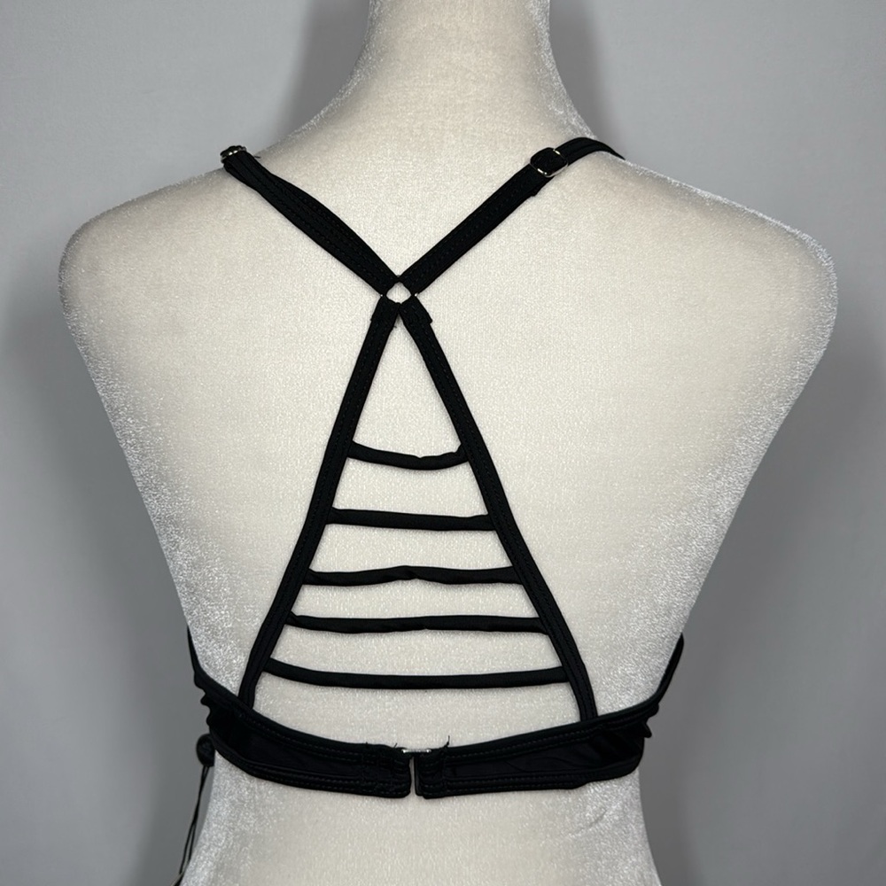 ❤️3/$30 Ree Bees Black Bikini Top - Picture 4 of 8